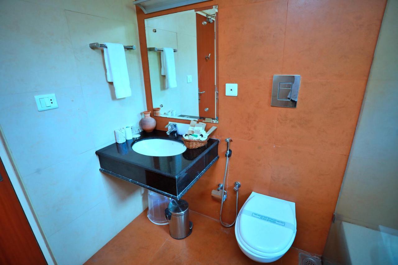 Clay House Hotel Thrissur Exterior photo